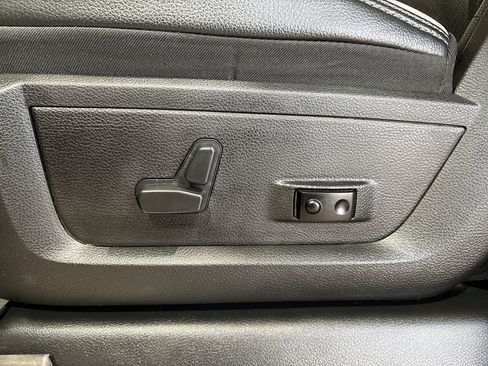 Used 2022 RAM 2500 Laramie image 12