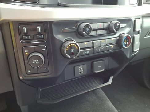 New 2026 Ford F350 XLT w/ FX4 Off-Road Package AWD/4WD image 20
