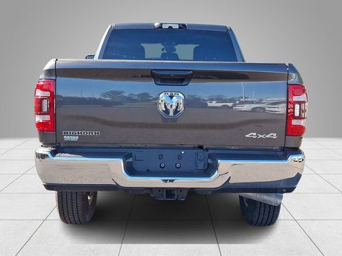 Used 2024 RAM 2500 Big Horn w/ Towing Technology Group AWD/4WD image 6