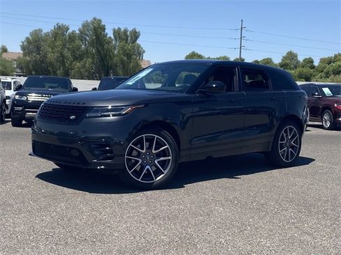 New 2026 Land Rover Range Rover Velar Dynamic SE image 2