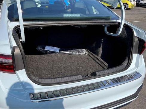 New 2025 Volkswagen Jetta SE image 23