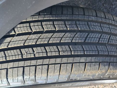 New 2026 Jeep Grand Cherokee Altitude image 8