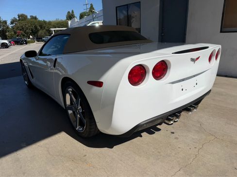 Used 2008 Chevrolet Corvette Convertible w/ Preferred Equipment Group RWD image 3