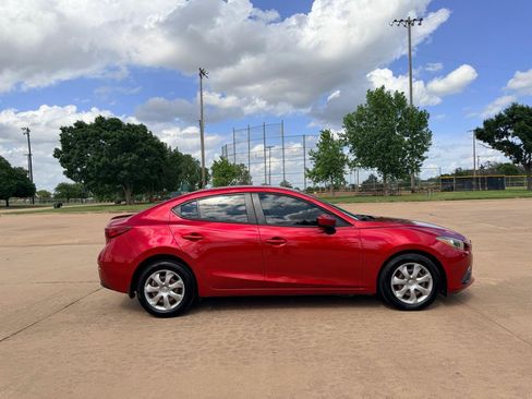 Used 2016 MAZDA MAZDA3 i Sport FWD image 28