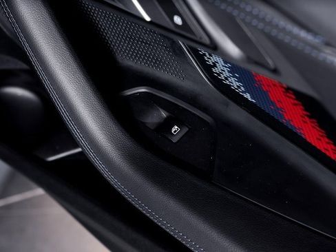 Used 2025 BMW M2 image 59