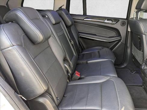 Used 2018 Mercedes-Benz GLS 550 4MATIC image 16