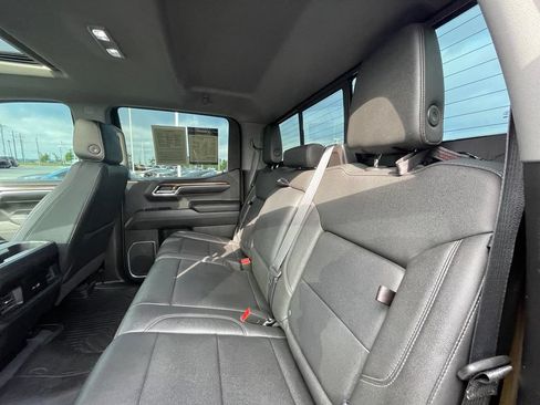 Used 2022 Chevrolet Silverado 1500 RST AWD/4WD image 27