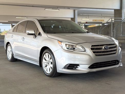 Used 2016 Subaru Legacy 2.5i Premium AWD/4WD image 3