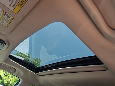 Certified 2024 Subaru Outback Touring XT AWD/4WD image 14