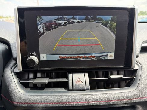 Used 2025 Toyota RAV4 SE AWD/4WD image 28