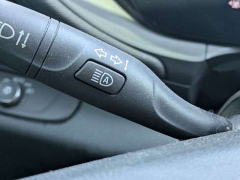 Used 2024 Buick Envista Preferred FWD image 24
