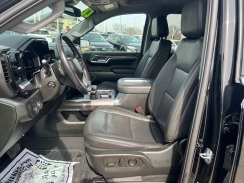 Used 2022 Chevrolet Silverado 1500 LTZ w/ LTZ Convenience Package II AWD/4WD image 11