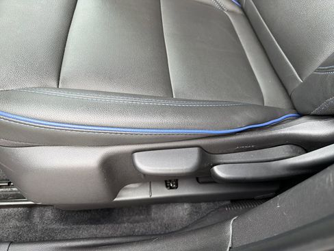Used 2025 Buick Envista Sport Touring FWD image 16