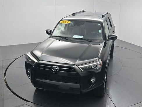 Used 2021 Toyota 4Runner SR5 Premium w/ Moonroof Package AWD/4WD image 55