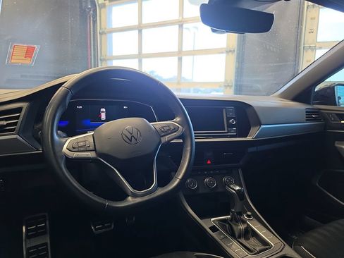 Used 2023 Volkswagen Jetta Sport FWD image 19