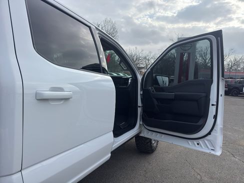 Used 2021 Ford F150 Lariat w/ FX4 Off-Road Package image 20