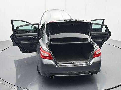Used 2016 Nissan Altima 2.5 SL w/ 2.5 Technology w/LED Package FWD image 47