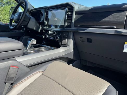 New 2025 Ford F150 Lariat w/ Equipment Group 502A High image 18