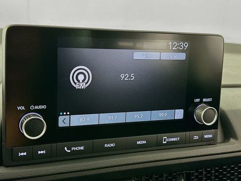 Used 2025 Honda CR-V LX image 18
