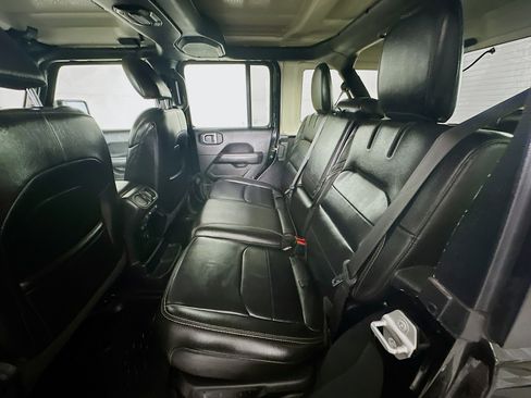 Used 2023 Jeep Wrangler Sahara w/ Cold Weather Group image 26