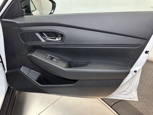 Certified 2025 Honda Accord SE image 37