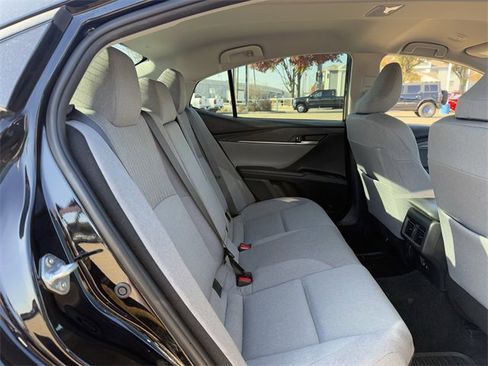 Used 2025 Toyota Camry LE image 31