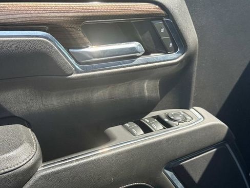 Used 2023 Chevrolet Silverado 1500 RST w/ Z71 Off-Road Package AWD/4WD image 21