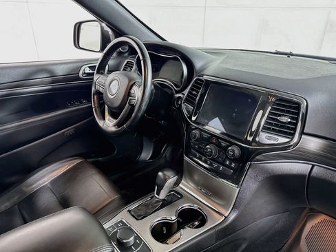 Used 2021 Jeep Grand Cherokee Limited AWD/4WD image 29