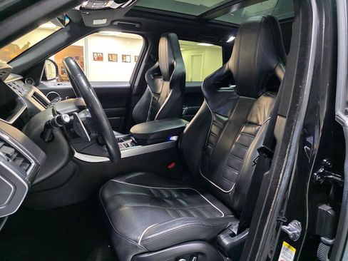 Used 2016 Land Rover Range Rover Sport SVR image 17