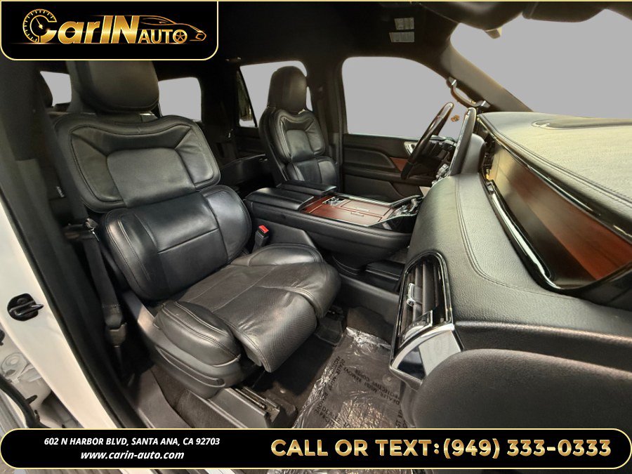 Used 2018 Lincoln Navigator Reserve w/ Technology Package AWD/4WD image 36