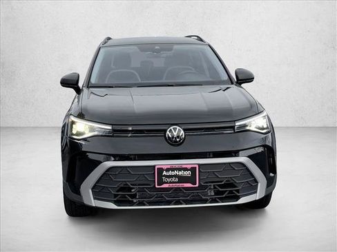 Used 2025 Volkswagen Taos S AWD/4WD image 2