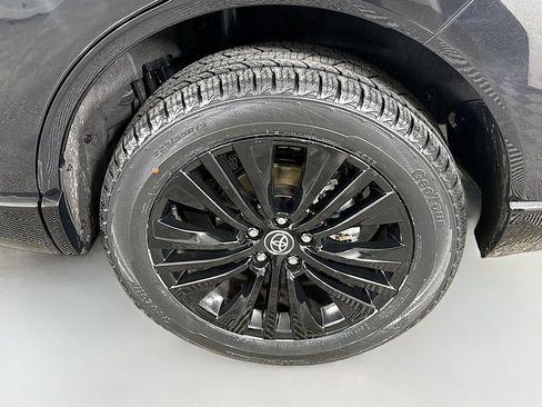 Certified 2024 Toyota Venza Nightshade AWD/4WD image 32