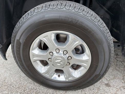 Used 2024 RAM 2500 Big Horn image 12