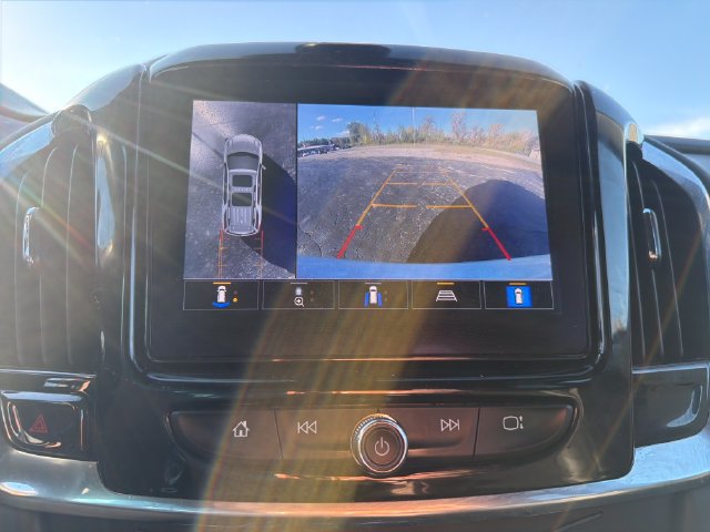 Used 2022 Chevrolet Traverse RS w/ LPO, Floor Liner Package FWD image 27