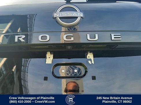 Used 2024 Nissan Rogue S AWD/4WD image 29