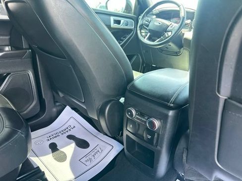 Used 2020 Ford Explorer Limited RWD image 13