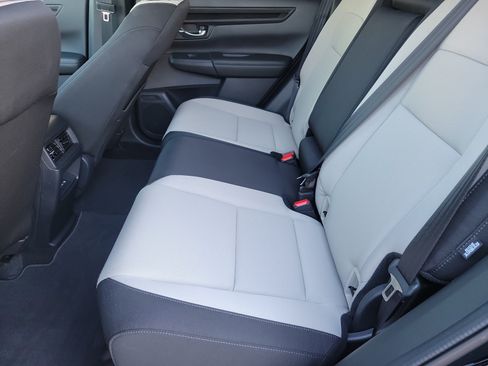 Used 2025 Honda CR-V EX image 12