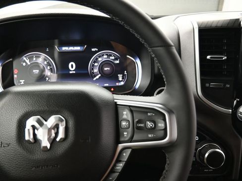 New 2026 RAM 1500 4x4 Crew Cab image 19