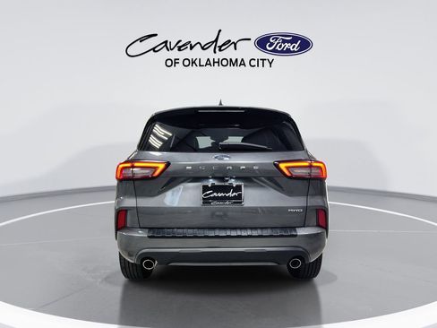 Used 2023 Ford Escape ST-Line AWD/4WD image 7