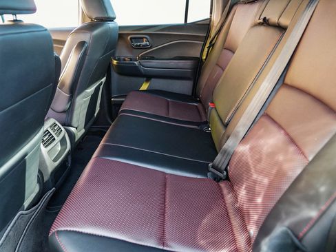 Used 2019 Honda Ridgeline Black Edition image 22