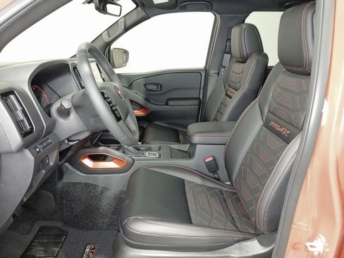 New 2026 Nissan Frontier PRO-4X w/ Pro Premium Package AWD/4WD image 9