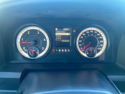 Used 2018 RAM 2500 SLT AWD/4WD image 13