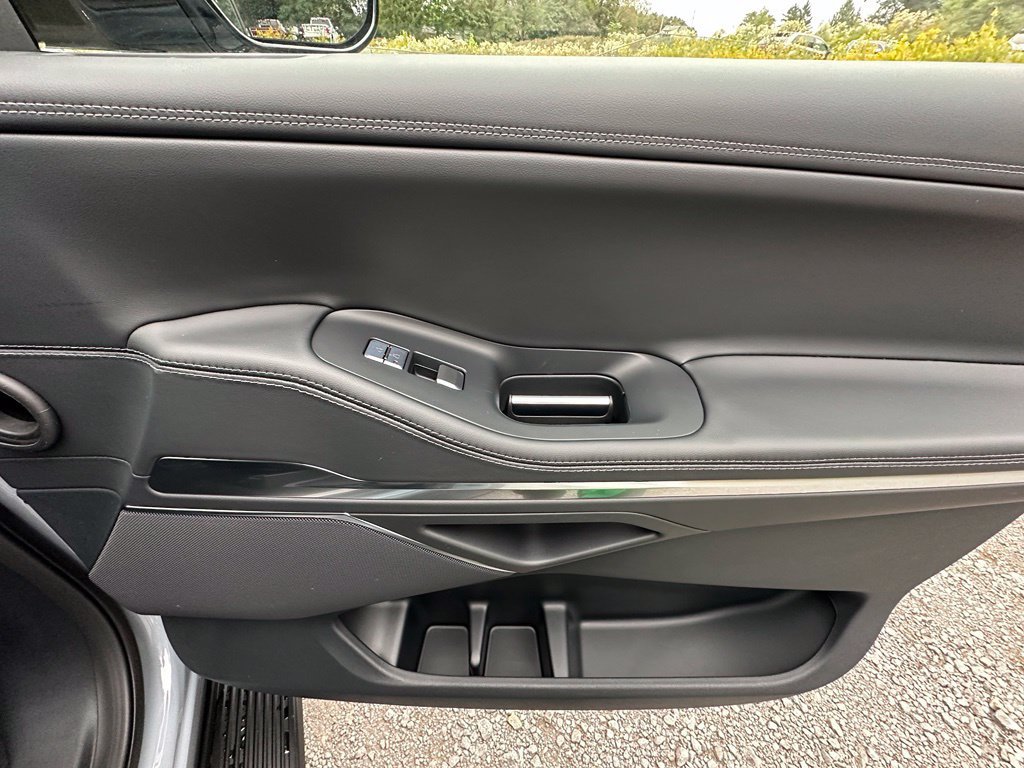 New 2027 Lincoln Navigator Premiere AWD/4WD image 24