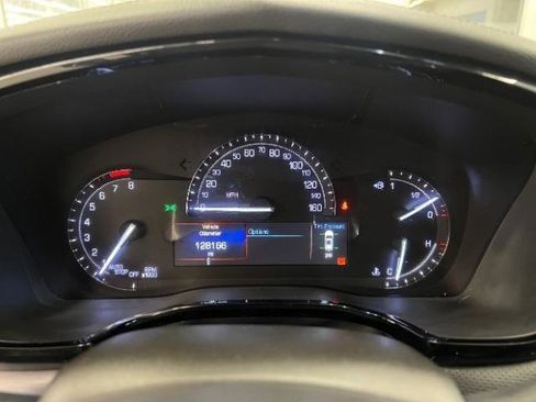Used 2017 Cadillac XT5 Luxury w/ Driver Awareness Package FWD image 13