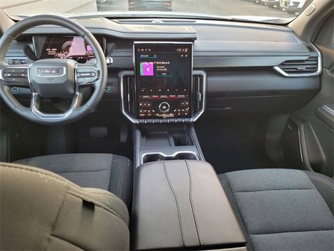 Used 2025 GMC Acadia Elevation image 6