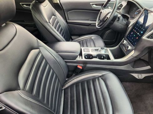 Used 2024 Ford Edge SEL image 14