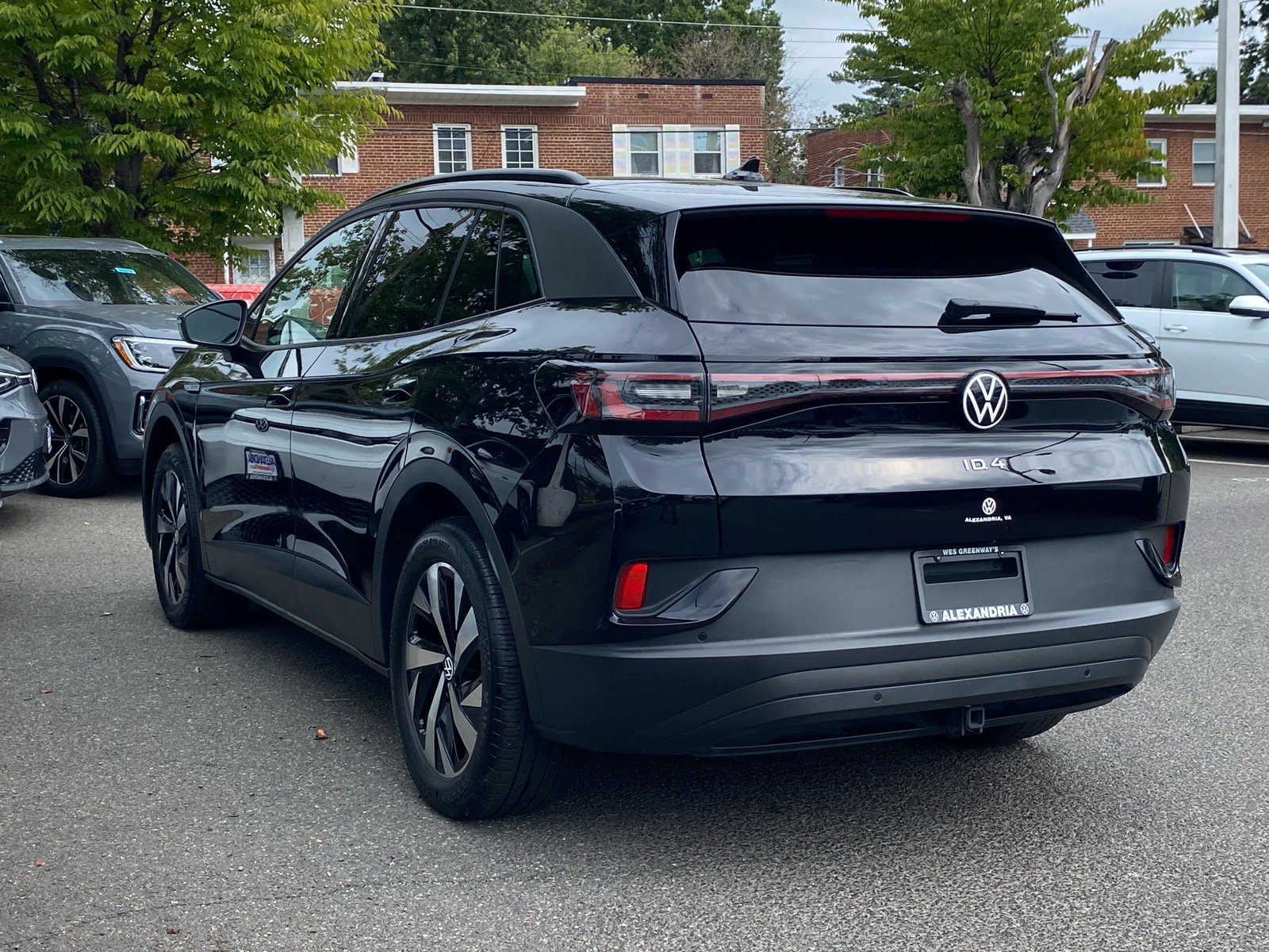 Certified 2023 Volkswagen ID.4 Pro AWD/4WD image 5