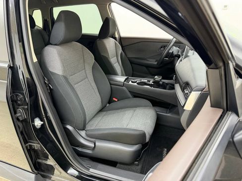 Used 2021 Nissan Rogue S AWD/4WD image 11