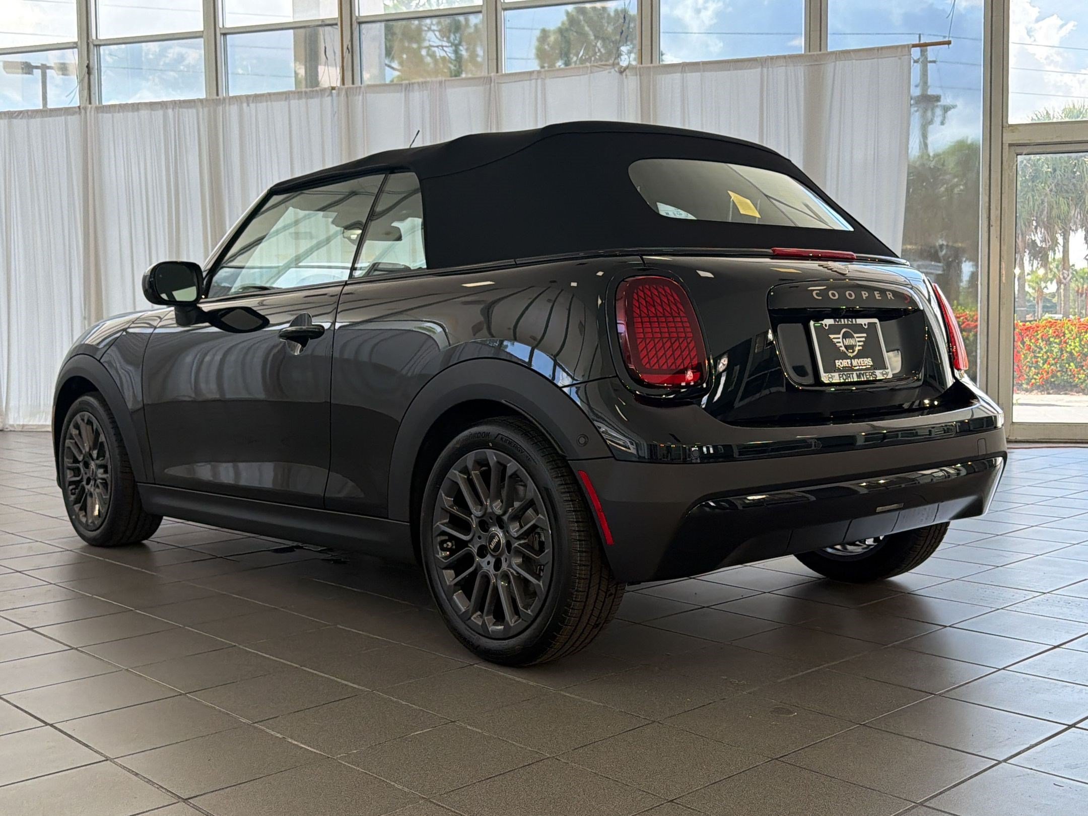 New 2026 MINI Cooper S FWD image 3