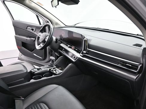 Used 2023 Kia Sportage SX image 21